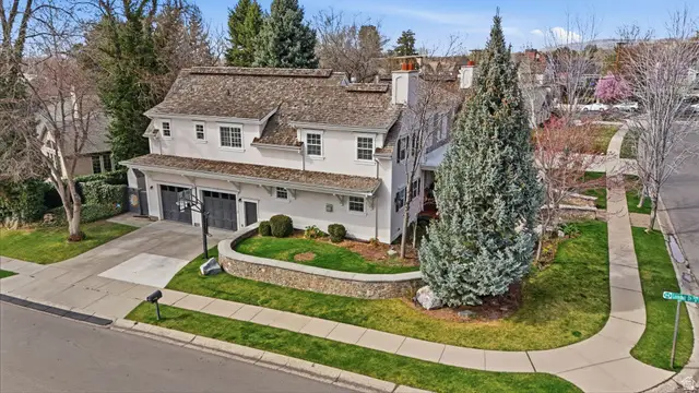 5088 S Wander Ln, Holladay, UT 84117 - #3