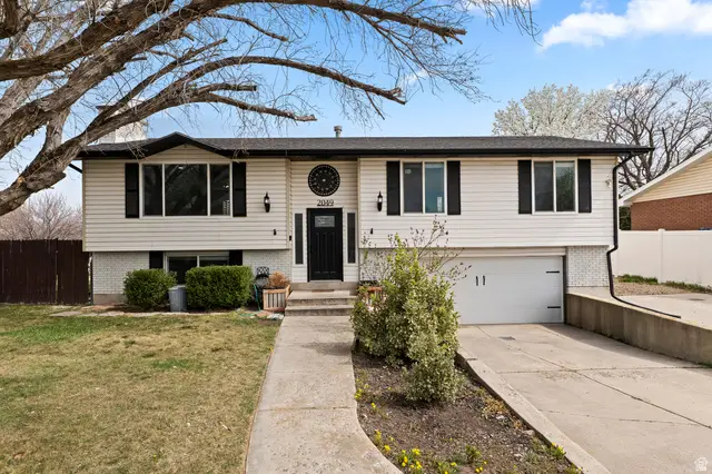 2049 W Hews Pl, Taylorsville, UT 84118 - #1