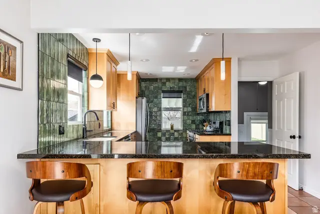 2724 S Beverly St E, Salt Lake City, UT 84106 - #2