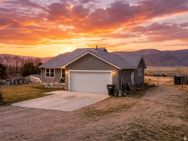 497 N 200 W, Moroni, UT 84646