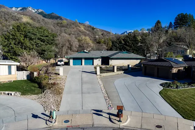 1593 E Secluded Cir S, Ogden, UT 84403 - #2