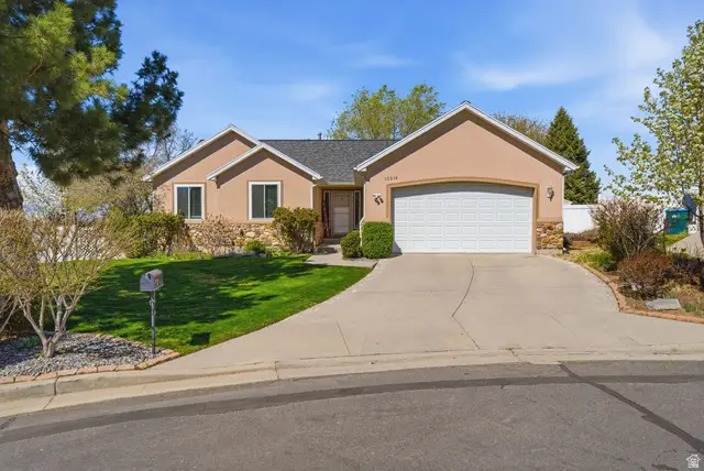 10218 S Sandy Willows Cv, Sandy, UT 84070 - #2