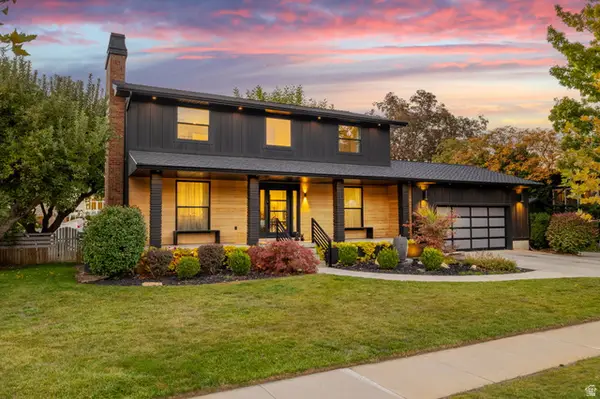 6044 S Fontaine Bleu Dr, Salt Lake City, UT 84121