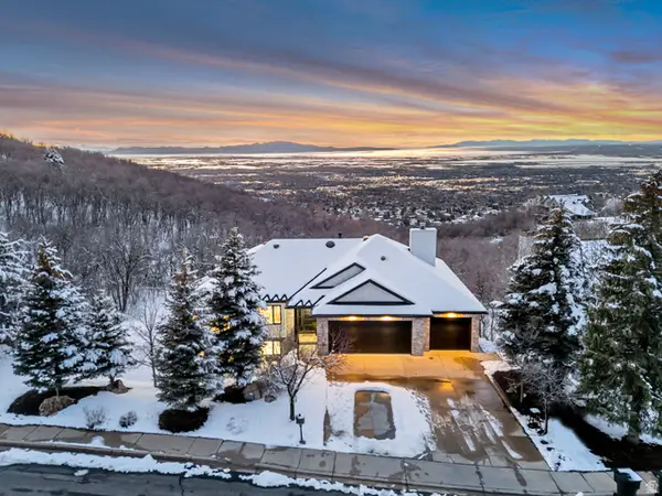 2768 S Grand Oak Cir E, Bountiful, UT 84010