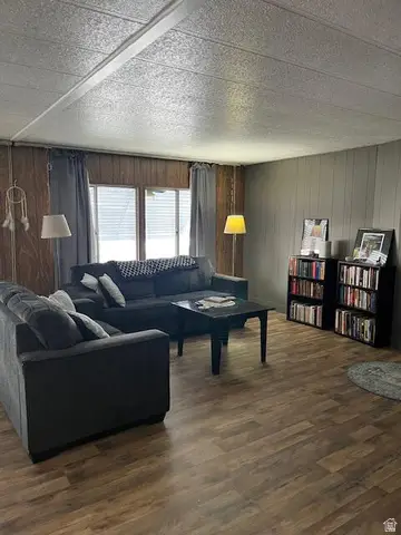 5264 S Encino St E, Salt Lake City, UT 84117 - #2