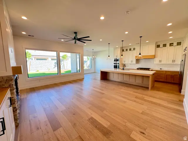 2643 E Moorland Dr, Saint George, UT 84790 - #3