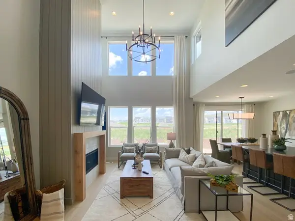 5399 S Century Way, Riverdale, UT 84405