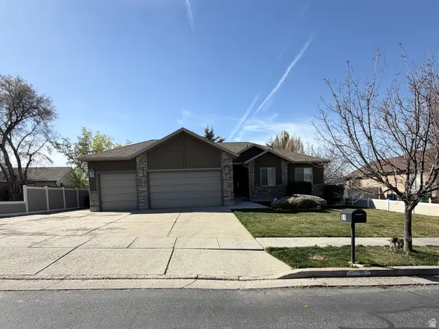 51 W Stauffer Ln S, Murray, UT 84107 - #1