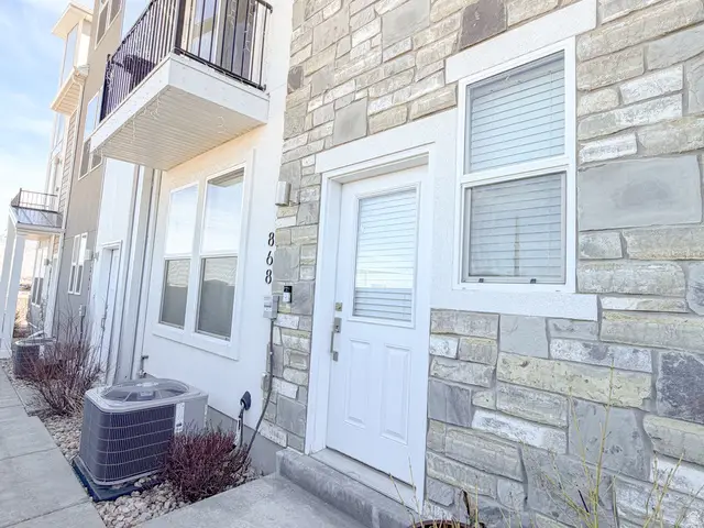 868 S 2560 E, Spanish Fork, UT 84660 - #1