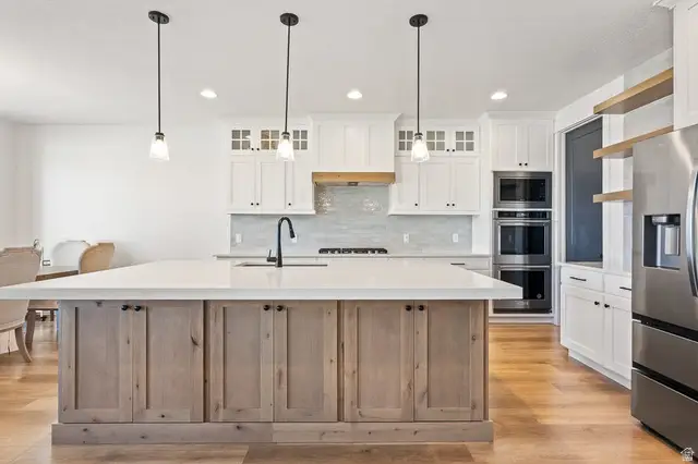 7094 W Moorepark Pl, West Jordan, UT 84081 - #2