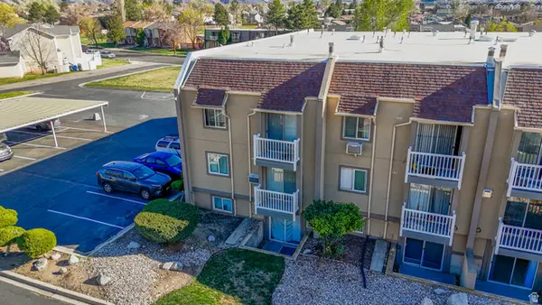 5600 Meadow Ln #144, South Ogden, UT 84403