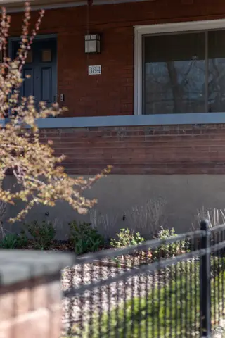 384 E St, Salt Lake City, UT 84103 - #3