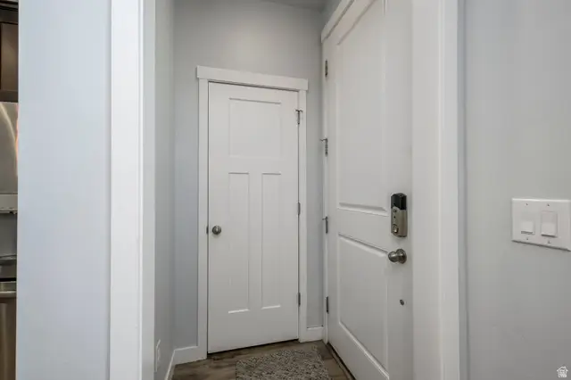 11463 S Stream Park Dr, South Jordan, UT 84009 - #3