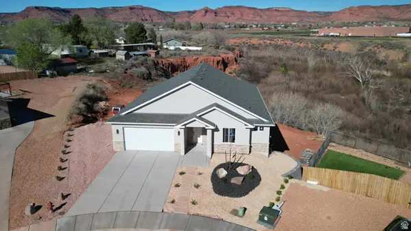 1449 S Sage Ct, Kanab, UT 84741