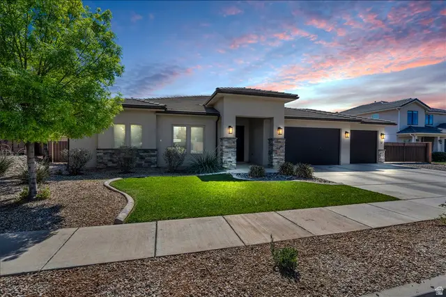 57 W Chesterfield Dr, Washington, UT 84780 - #2