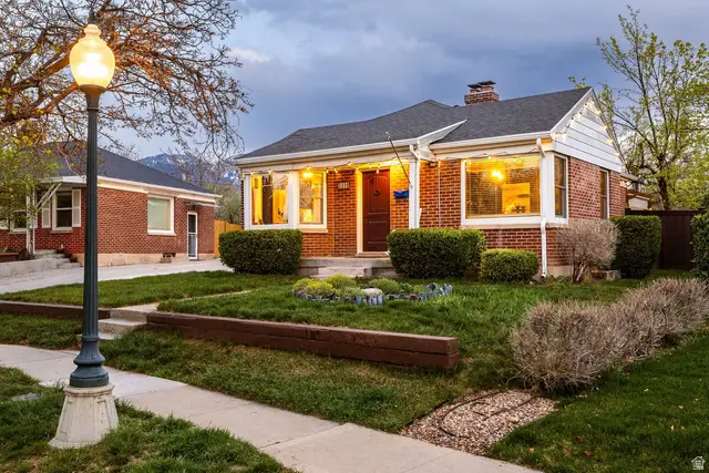 2008 E Stratford Dr, Salt Lake City, UT 84109 - #1