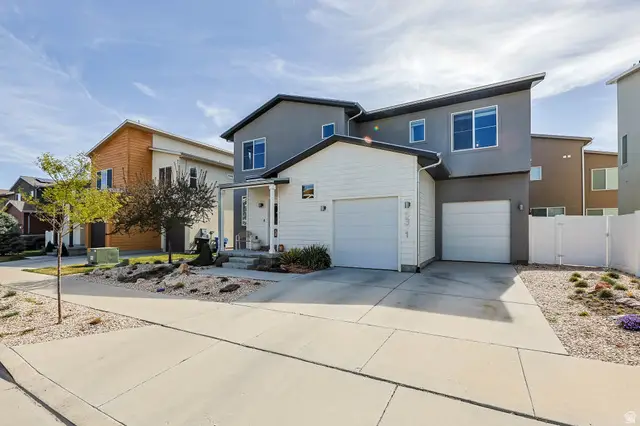 5371 W Rochdale Ln, Herriman, UT 84096 - #2
