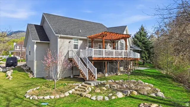 353 E Robin St, Smithfield, UT 84335 - #3