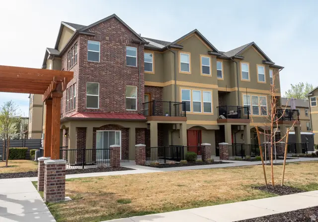 699 E Hillock Ct S #16, Draper, UT 84020 - #2