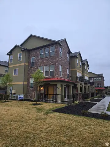 699 E Hillock Ct S #16, Draper, UT 84020 - #3