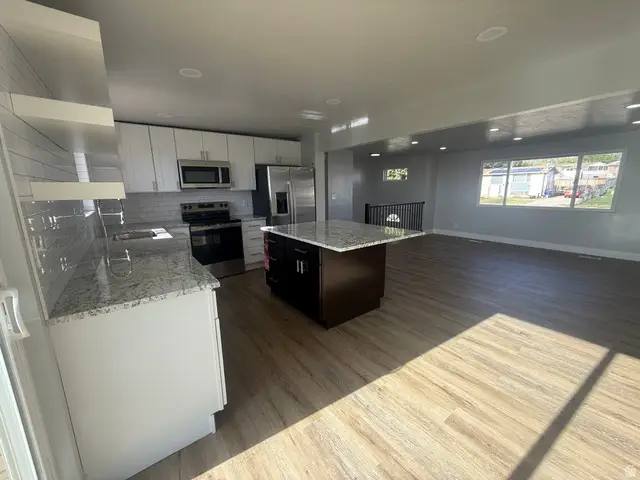 5301 S 2675 W, Roy, UT 84067 - #1