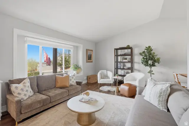 11865 S Maple Ridge Rd E, Sandy, UT 84094 - #3