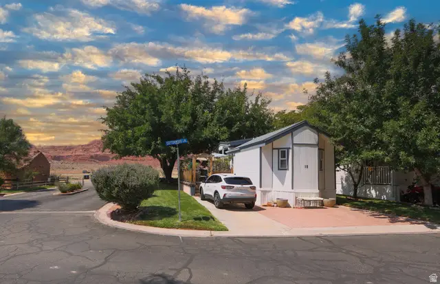 15 Cottonwood Ln, Hurricane, UT 84737 - #1
