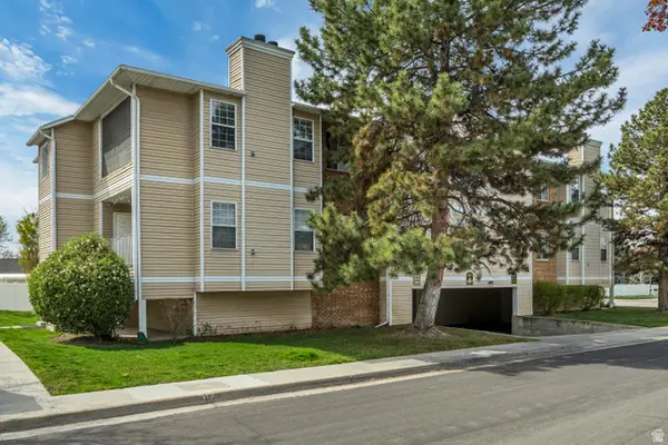 804 E Gatewood Dr S, Sandy, UT 84094