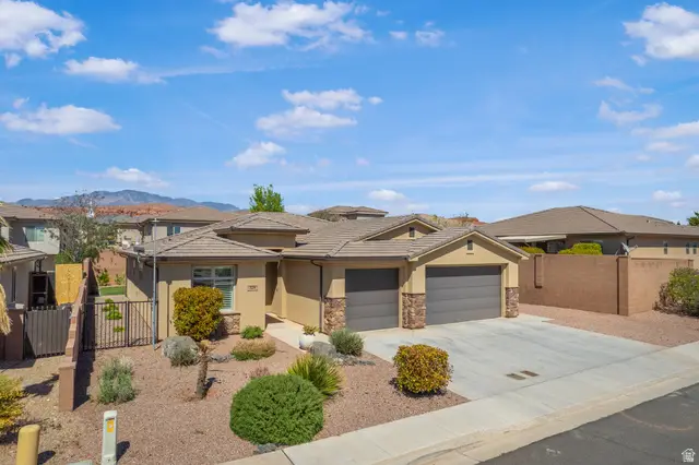 529 E Dry Ln, Washington, UT 84780 - #2