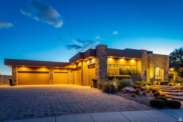 1957 W 350 N, Saint George, UT 84770 - #2