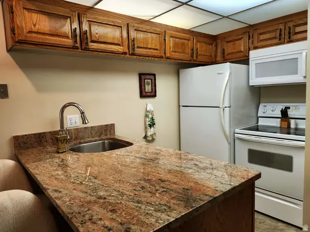 860 S Village Rd #Z-10, Saint George, UT 84770 - #2