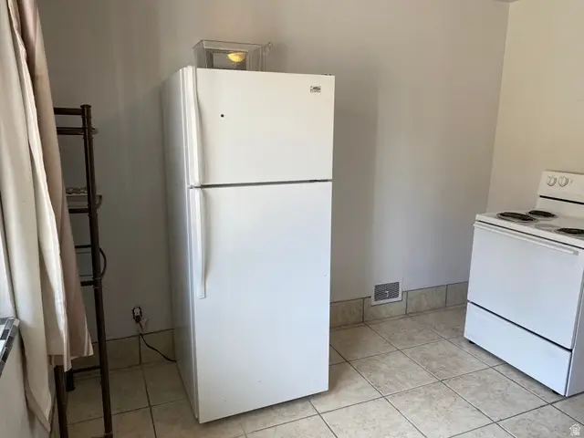 110 E 2250 S, Bountiful, UT 84010 - #3