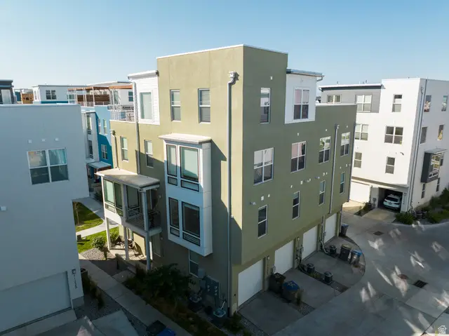 11223 S Freestone Rd, South Jordan, UT 84009 - #3