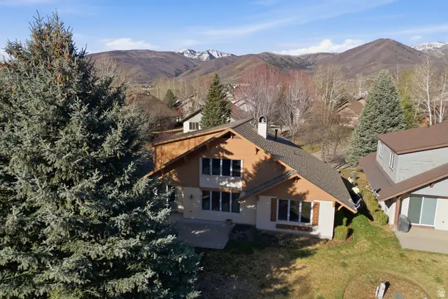1152 N Village Cir, Midway, UT 84049 - #2