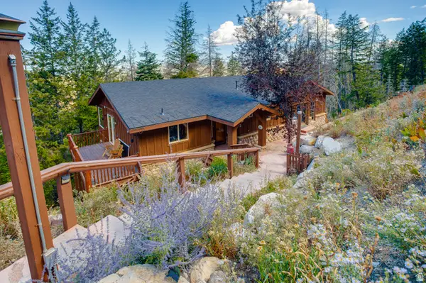 390 Matterhorn Dr, Summit Park, UT 84098