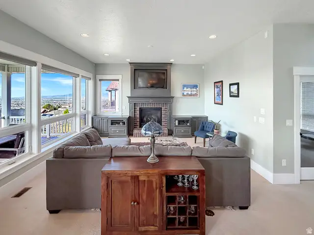 1113 W Fawn Dr N, Pleasant View, UT 84414 - #3