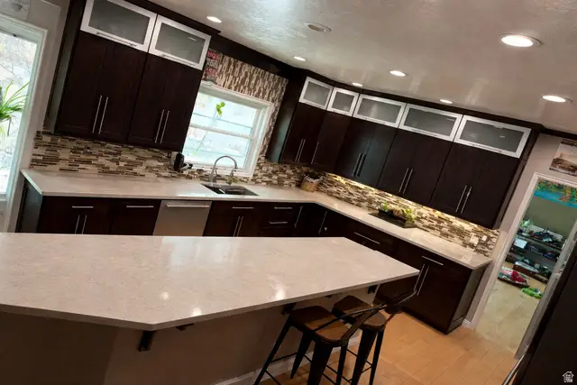 7951 S Sample Cv E, Cottonwood Heights, UT 84093 - #2