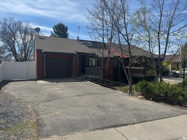 1054 Lamplighter Dr, Logan, UT 84321