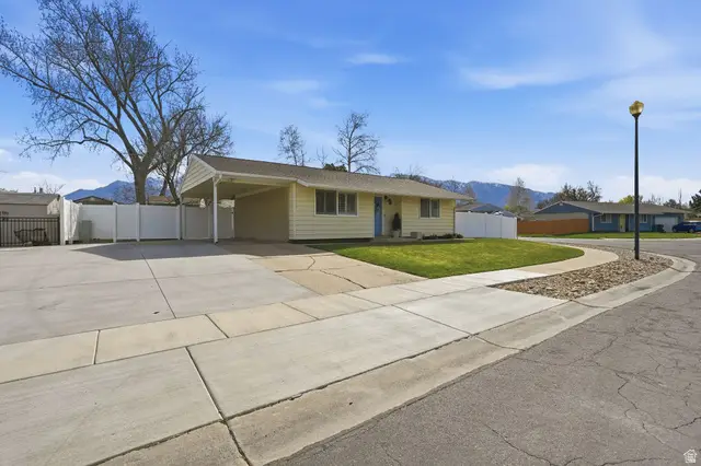 9609 S Tj Dr E, Sandy, UT 84070 - #3
