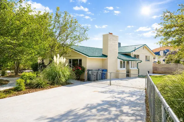 461 Diagonal St, Saint George, UT 84770 - #1