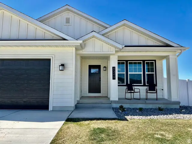 4349 Half Mile Rd, Enoch, UT 84721 - #3