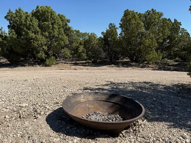 8896 W Maple Crest Ln S #39, Eureka, UT 84628 - #1