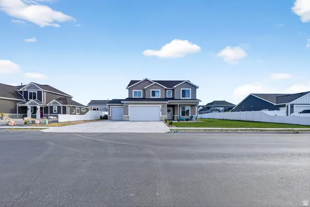 2429 W 2900 N, Farr West, UT 84404 - #1