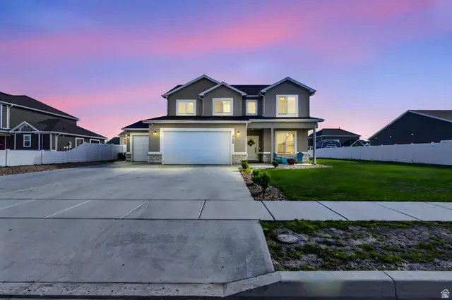 2429 W 2900 N, Farr West, UT 84404 - #2