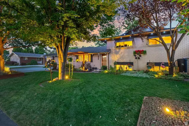 5883 S Homestead Ct E, Murray, UT 84107 - #3