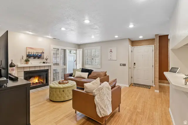 1498 E Foxboro Dr #1, Salt Lake City, UT 84106 - #3