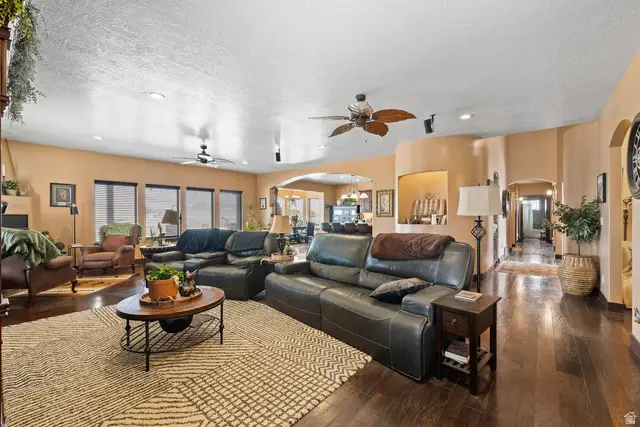 975 E 715 S, Genola, UT 84655 - #3