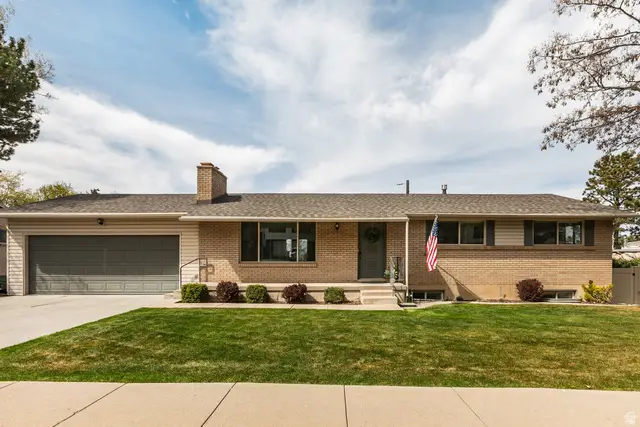 2156 S Elaine Dr, Bountiful, UT 84010 - #1