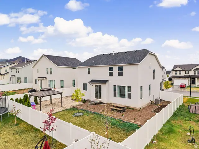 858 N Marble Rd W, Tooele, UT 84074 - #2