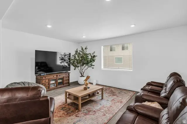 977 E Seaside St #1896, Saratoga Springs, UT 84045 - #3